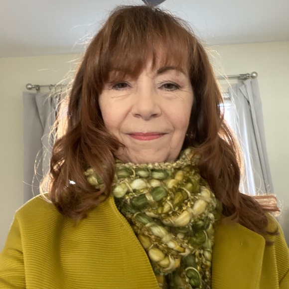 Meet your Posher, Cindy - Picture 1 of 1